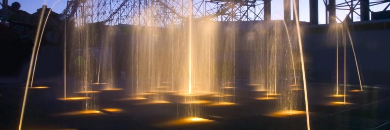 tornado_fountain_blackpool_treasure_beach_1_2bandeau