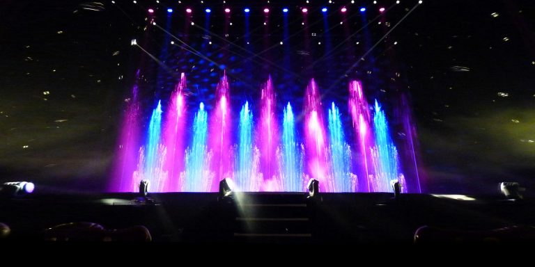 musical_fountain_grand_rex_paris_4bandeau